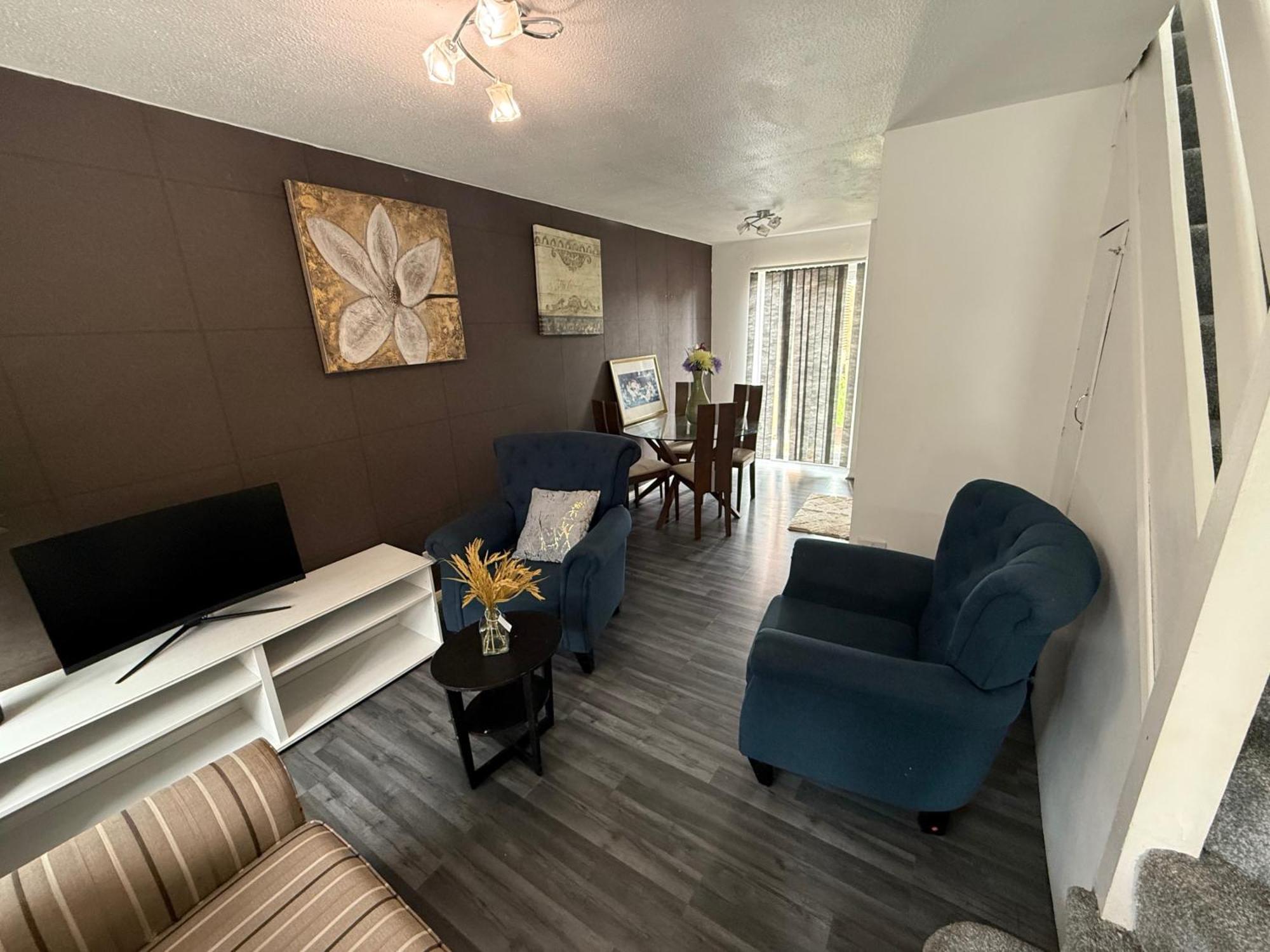 Ferienhaus Close Airport- Petok - Free Parking